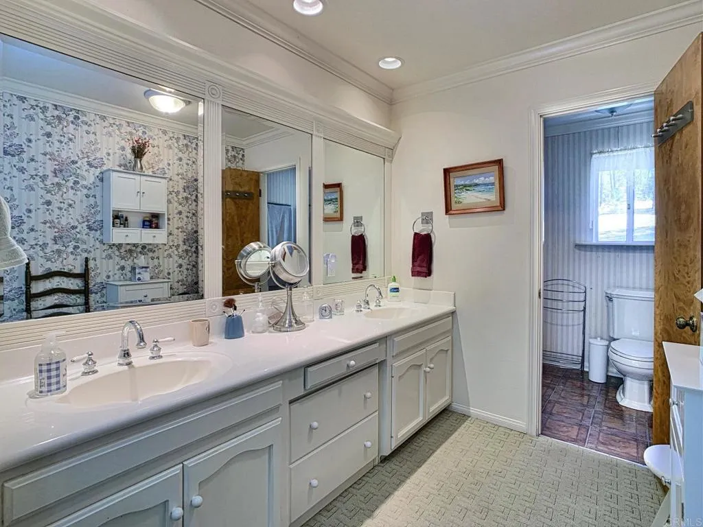 https://cdn.realtyfeed.com/cdn/127/305998287/dfb314bd95fcc1954069a5a636e221dd.webp