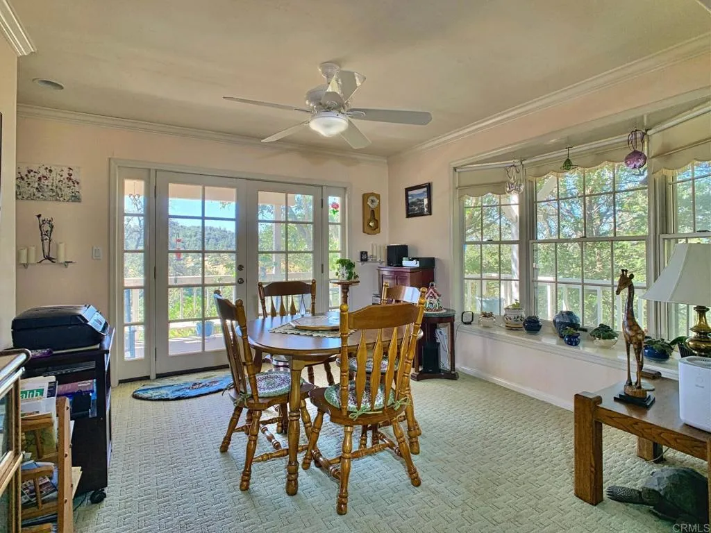 https://cdn.realtyfeed.com/cdn/127/305998287/ea811fddd8fb5d3eb258967e89aca9f5.webp