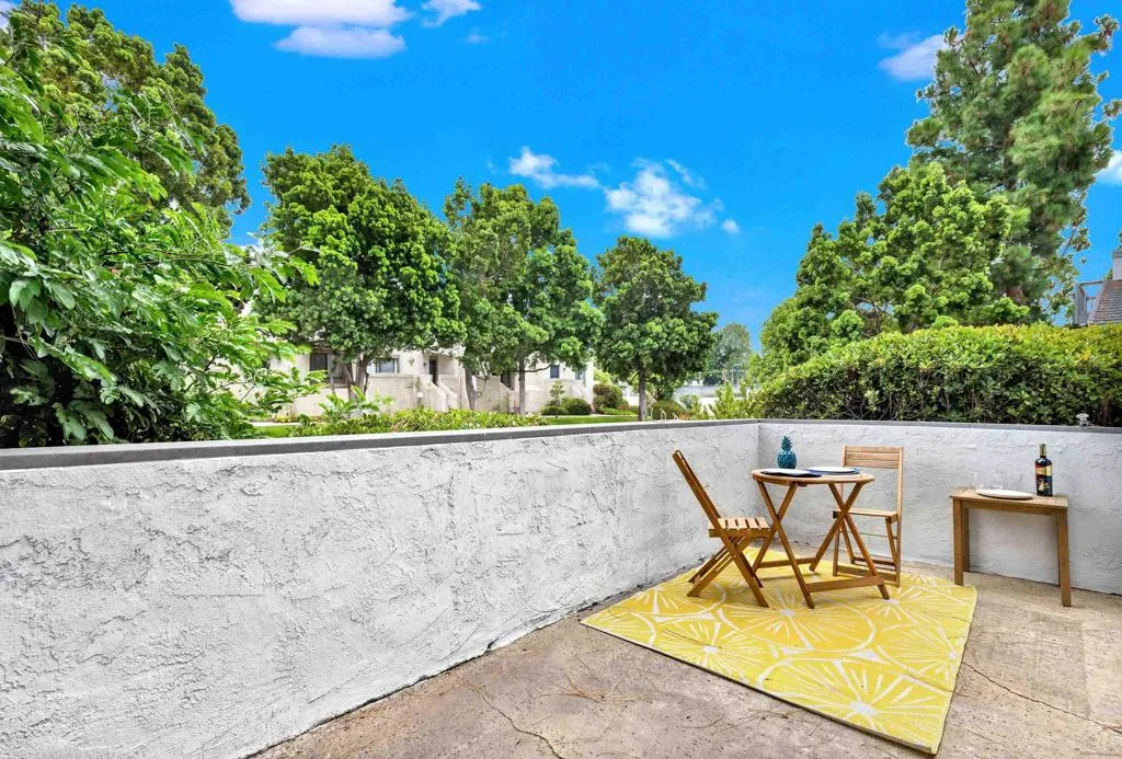 https://cdn.realtyfeed.com/cdn/127/305999303/fc84a60815335428bbf5a3b0c87acc57.webp