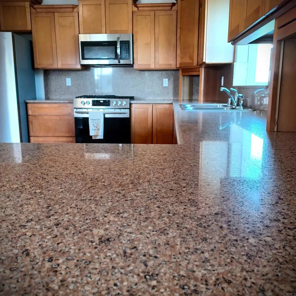 https://cdn.realtyfeed.com/cdn/127/306005041/3de29aaf783916e91d46db8299d1f875.webp