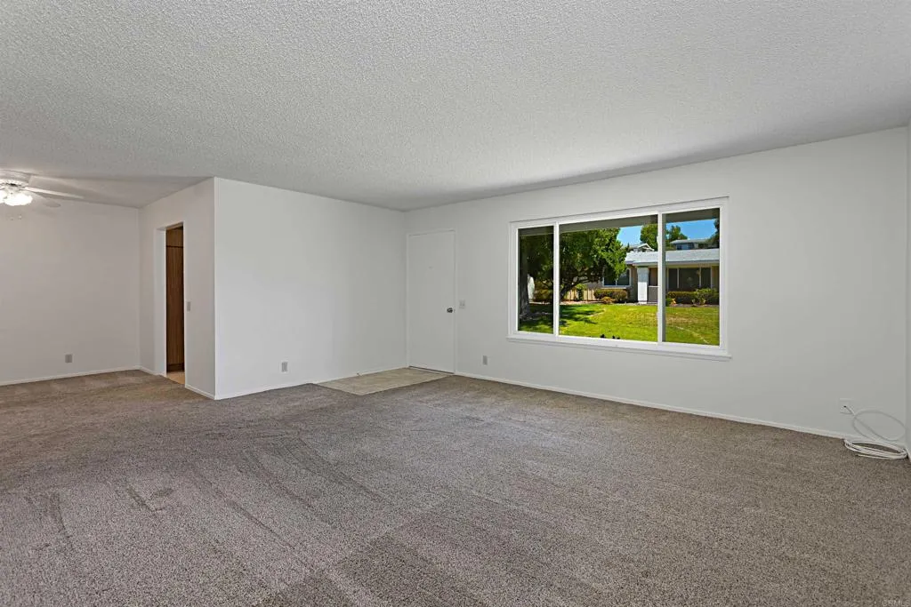 Photo #6: NDP2306811 Listing 