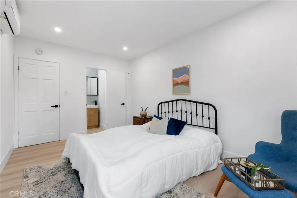 421 Valencia Avenue, Burbank, CA, 91506