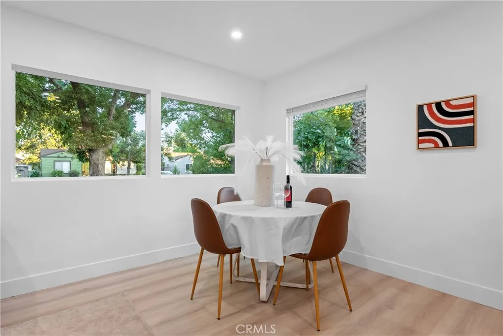 421 Valencia Avenue, Burbank, CA, 91506