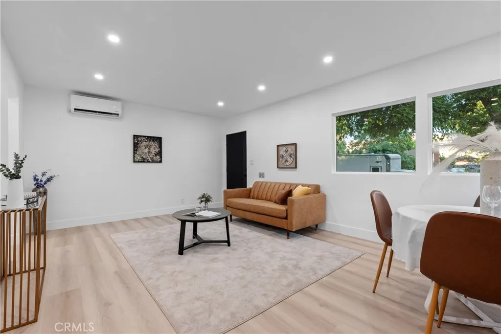 421 Valencia Avenue, Burbank, CA, 91506