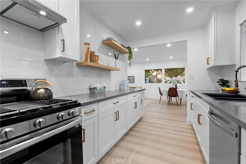 421 Valencia Avenue, Burbank, CA, 91506