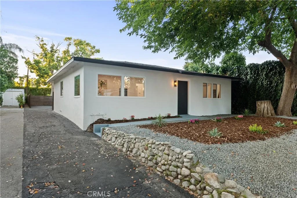 421 Valencia Avenue, Burbank, CA, 91506