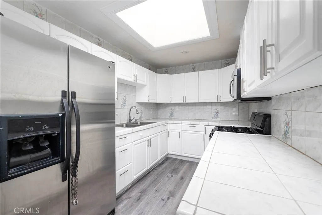 https://cdn.realtyfeed.com/cdn/127/306008503/29fa4323c391dee73a48837755904f98.webp