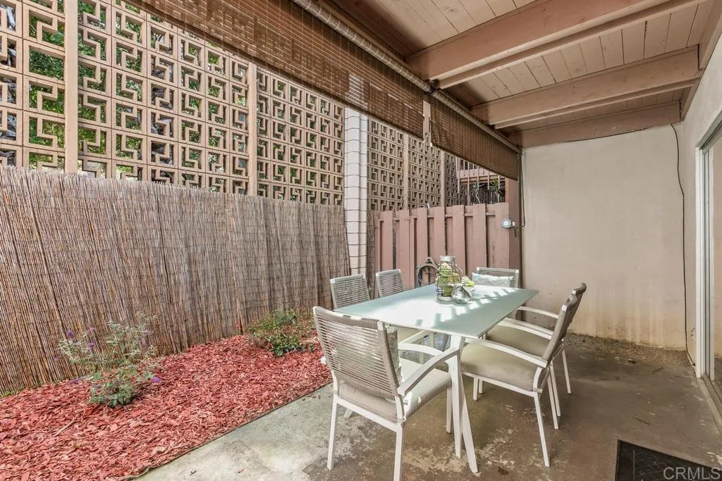https://cdn.realtyfeed.com/cdn/127/306013026/276285f71ee7f30f7fbe34ee659c3a3a.webp