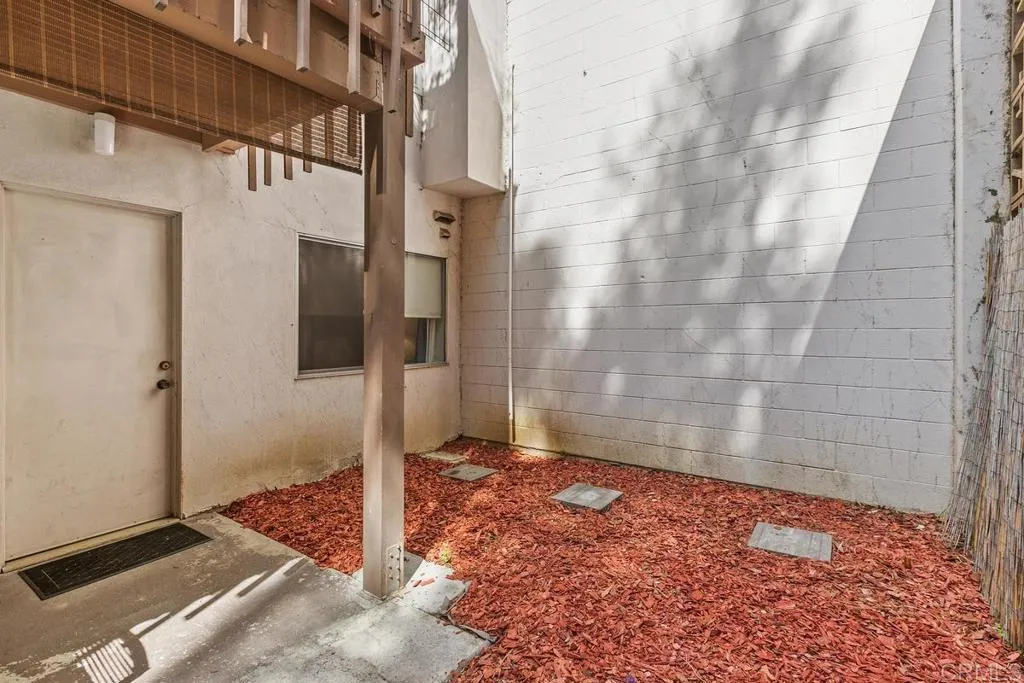 https://cdn.realtyfeed.com/cdn/127/306013026/36a0f1f592dcbdfef77a00d9df445cdd.webp