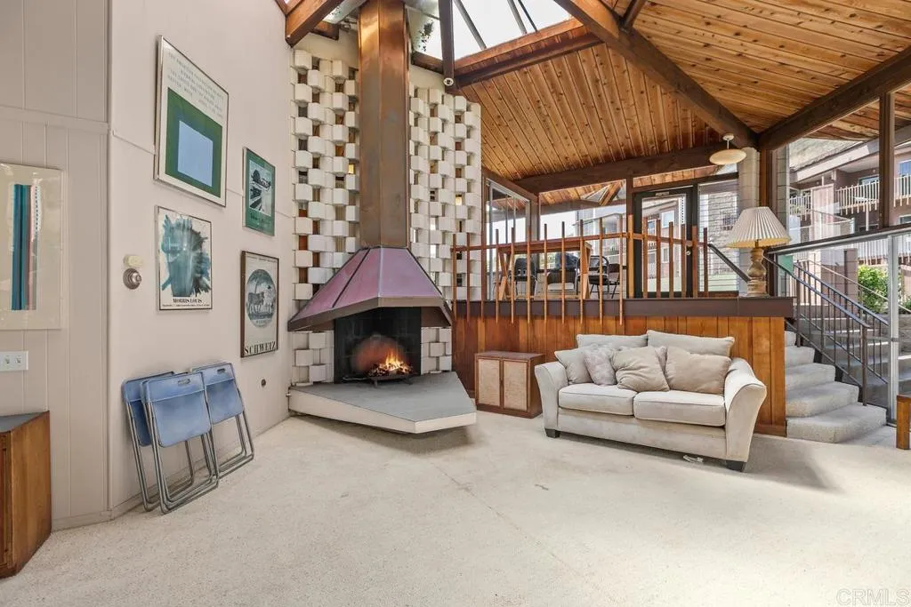 https://cdn.realtyfeed.com/cdn/127/306013026/476ccb1f5f166264614570769814e6de.webp