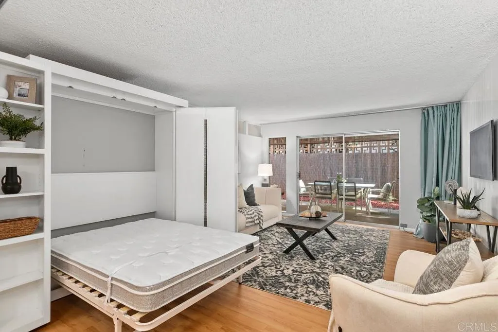 https://cdn.realtyfeed.com/cdn/127/306013026/a7b32c58977b8da29a86f32309204afb.webp