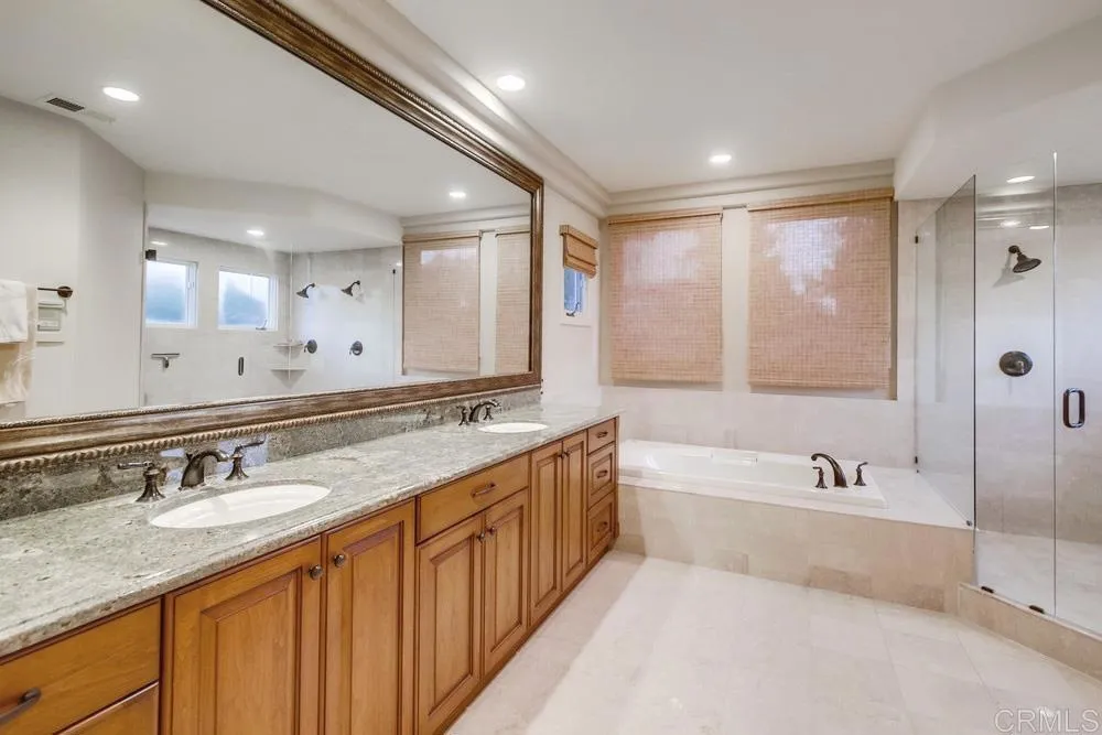 https://cdn.realtyfeed.com/cdn/127/306013268/f297f60ca5705001b8cfdfba619cf7b9.webp