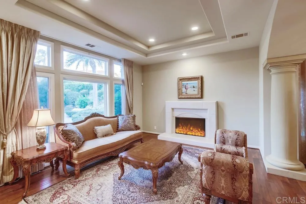 https://cdn.realtyfeed.com/cdn/127/306013268/f9d740b1d3b7df0a24f949349aaa7292.webp
