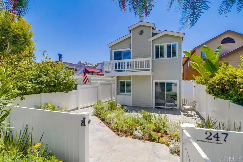 https://cdn.realtyfeed.com/cdn/127/306013764/b52453e456511b9a002d0ab46f7791e9.webp