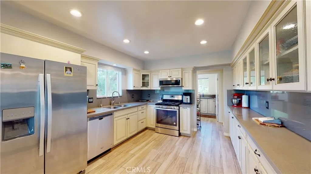 https://cdn.realtyfeed.com/cdn/127/306017388/45b93a289c870a61ecd0ce9e2641d54e.webp