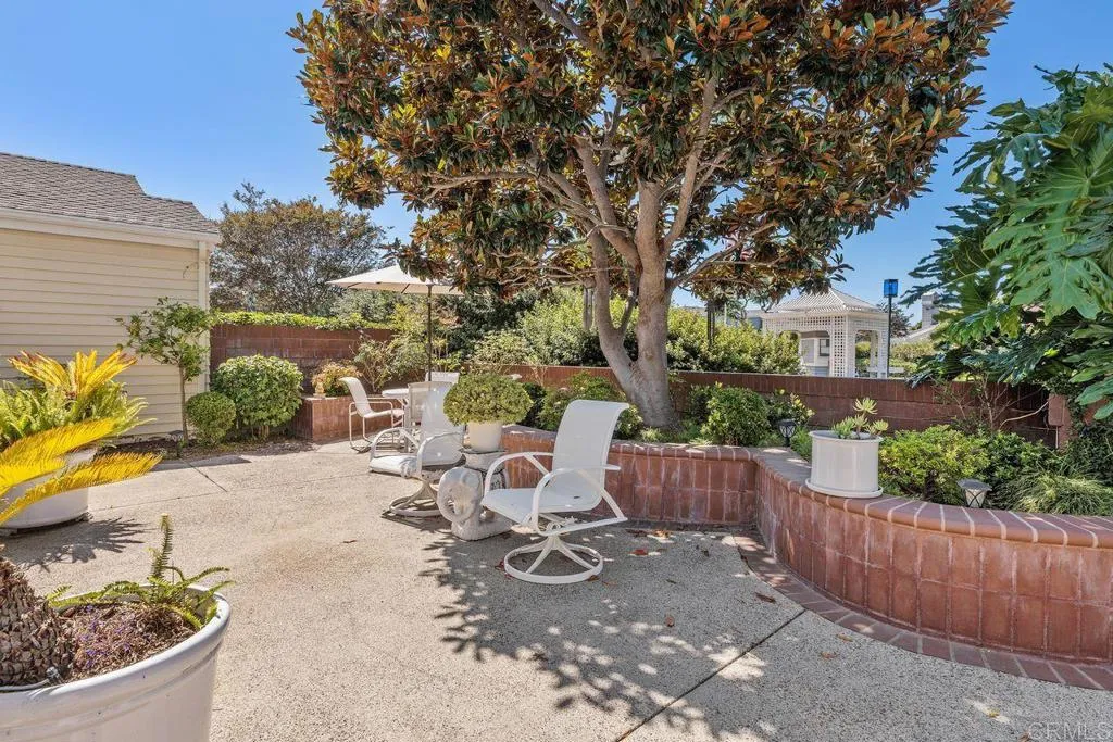 https://cdn.realtyfeed.com/cdn/127/306018842/88c11dc3c1ccb74294a4137a68747093.webp