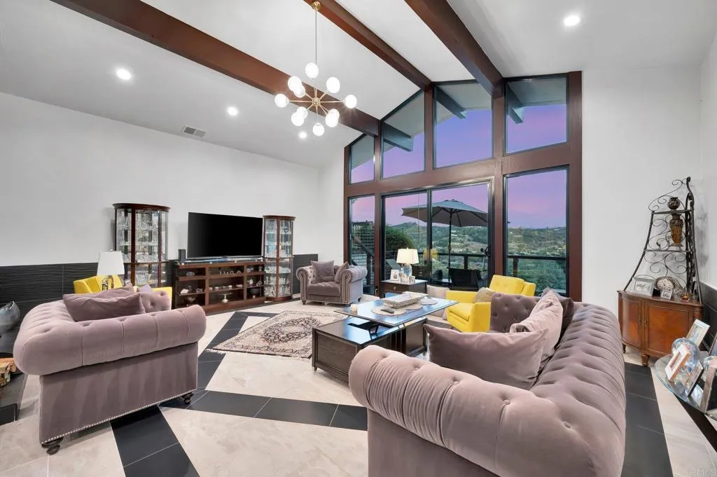 https://cdn.realtyfeed.com/cdn/127/306019468/1a5999ba0c22125938bf4b4aa37fd455.webp