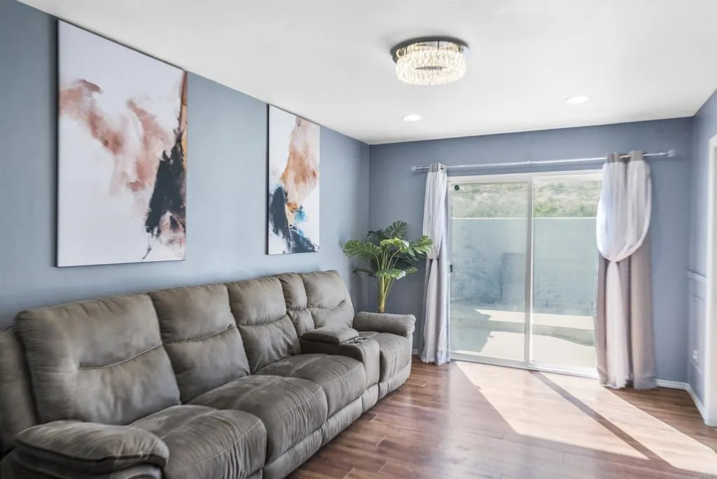 https://cdn.realtyfeed.com/cdn/127/306020165/044e27e92431cdd10897c4edad99aedd.webp