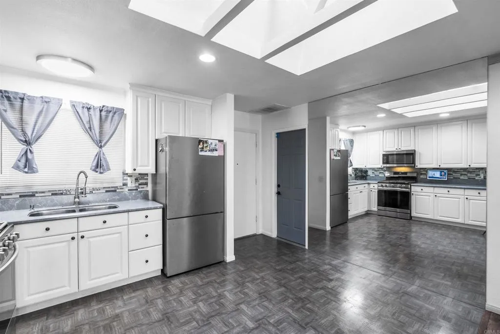 https://cdn.realtyfeed.com/cdn/127/306020165/3ac2d2ef5e37e53f451ad77982022a5e.webp