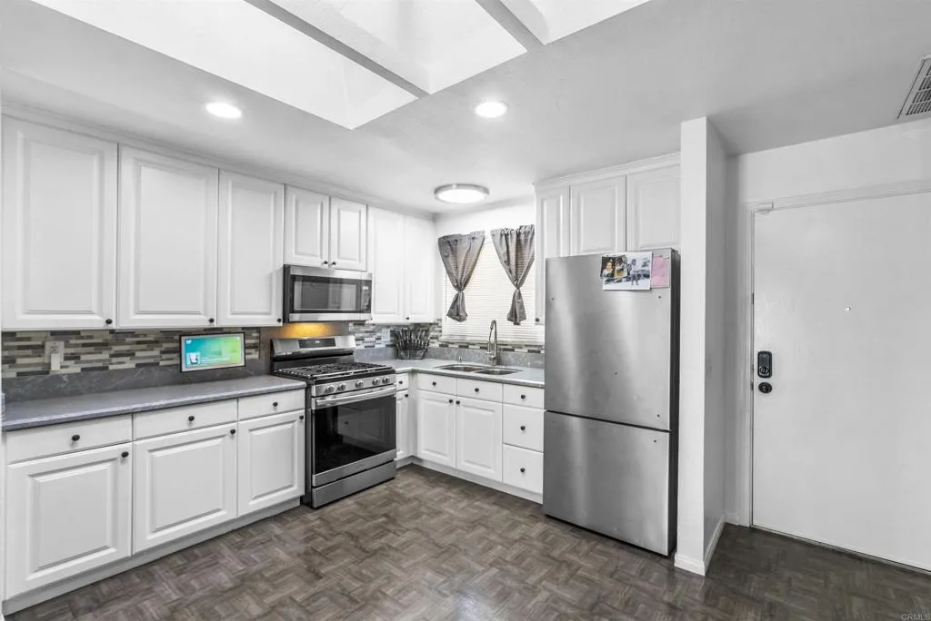 https://cdn.realtyfeed.com/cdn/127/306020165/ab0e0a58a0b6ef67c72e6f47f30440fa.webp