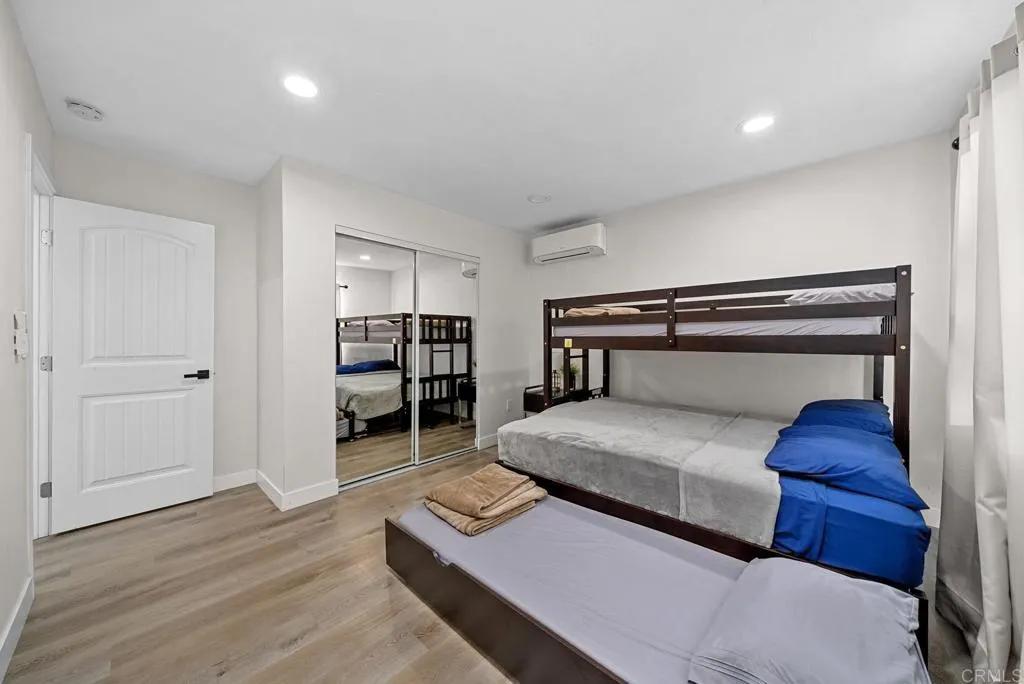 https://cdn.realtyfeed.com/cdn/127/306022562/c9b891a27f933e258de5e4f377653fa9.webp