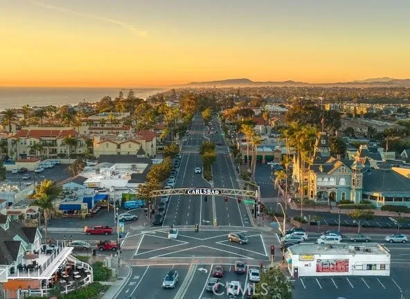 https://cdn.realtyfeed.com/cdn/127/306023763/01b3b787142aa5f414cf0a5031449bf6.webp