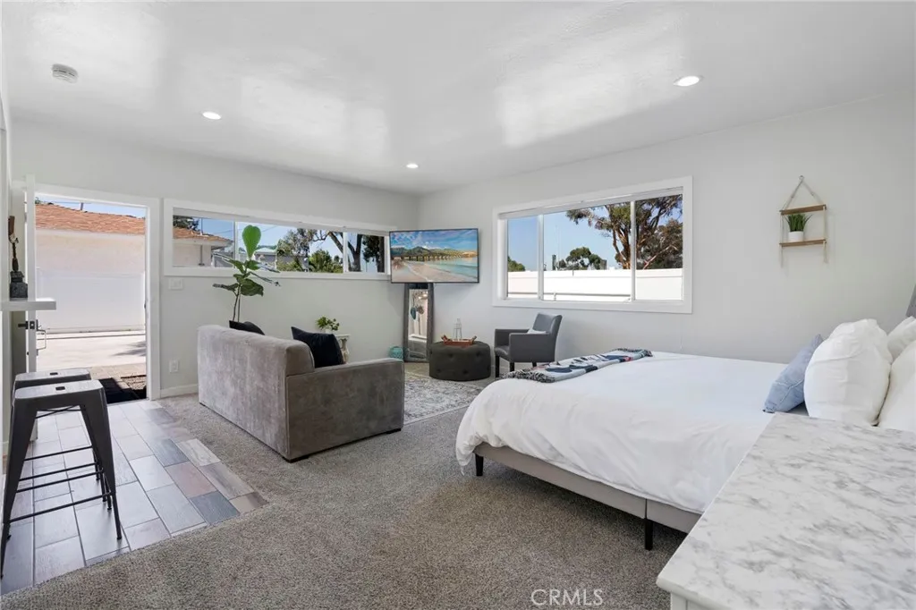 https://cdn.realtyfeed.com/cdn/127/306023763/1d18d88ebe0f5658a6295089e70fe6bf.webp