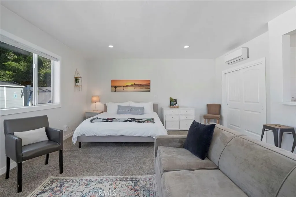 https://cdn.realtyfeed.com/cdn/127/306023763/9410e3c6889103a9ca60cc7979c5ca69.webp