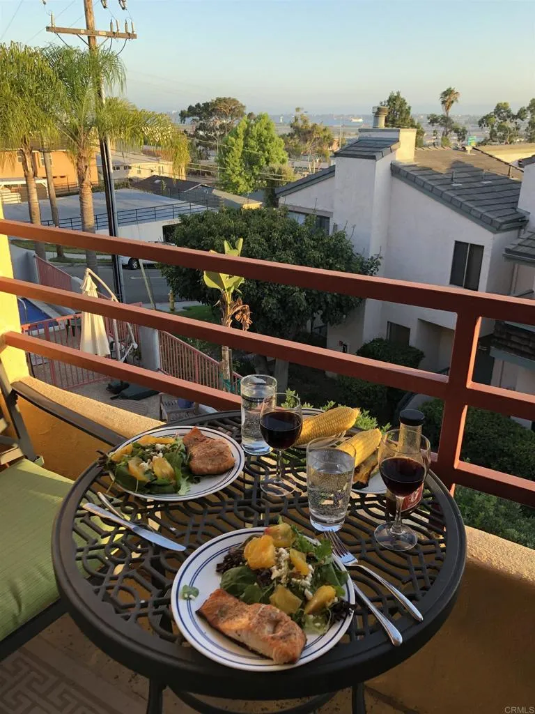 https://cdn.realtyfeed.com/cdn/127/306024182/1b2f31efae93d3459b839411f331d671.webp