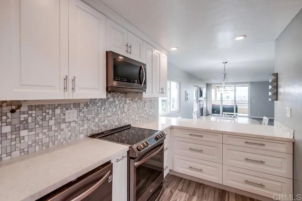 https://cdn.realtyfeed.com/cdn/127/306024182/2461fb70727ecdd5b6df14fd7942d341.webp