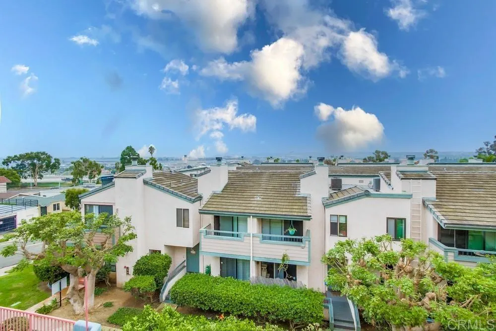 https://cdn.realtyfeed.com/cdn/127/306024182/44f372d0f43adeb45a66518387180bce.webp