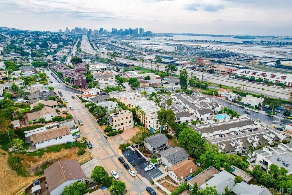 https://cdn.realtyfeed.com/cdn/127/306024182/549129ce791c6cf782b9aae61a63b6d2.webp