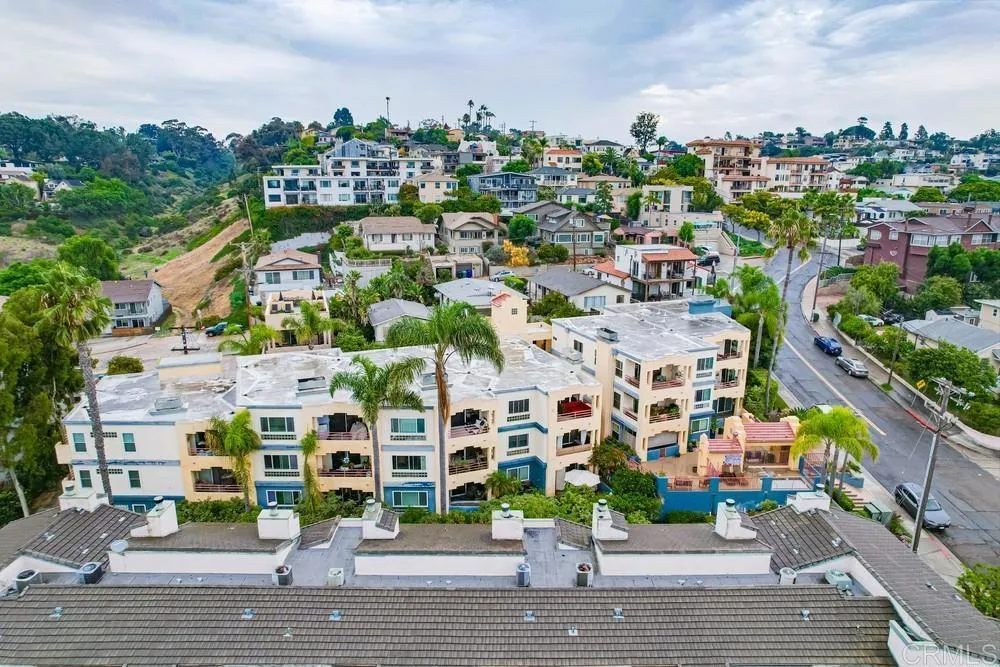 https://cdn.realtyfeed.com/cdn/127/306024182/a9b7d95b12690924d85b160b817ff52d.webp
