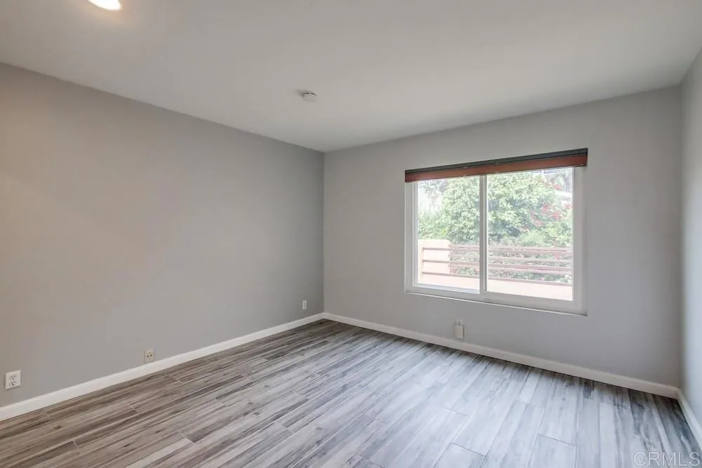 Photo #4: NDP2307551 Listing 