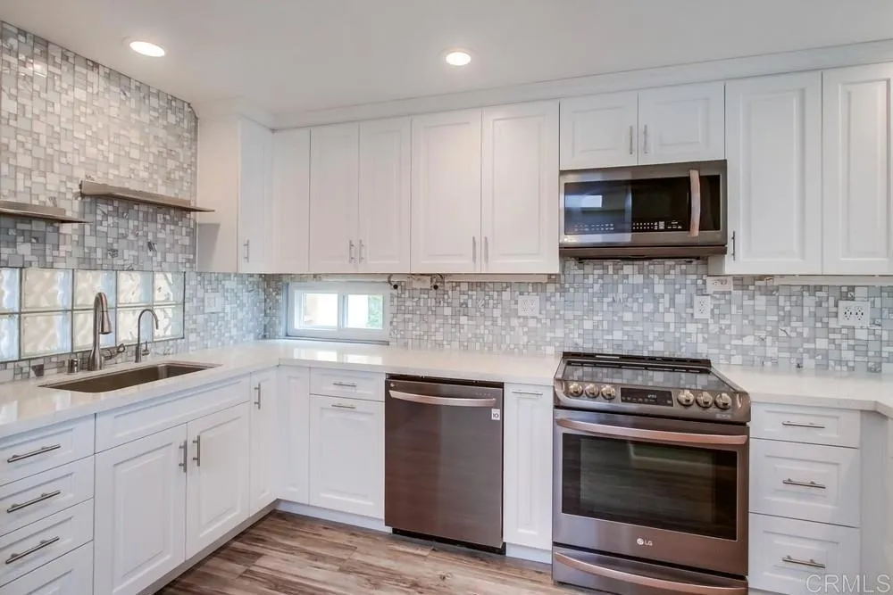 https://cdn.realtyfeed.com/cdn/127/306024182/d41a99e8f15861f9568330234b496657.webp