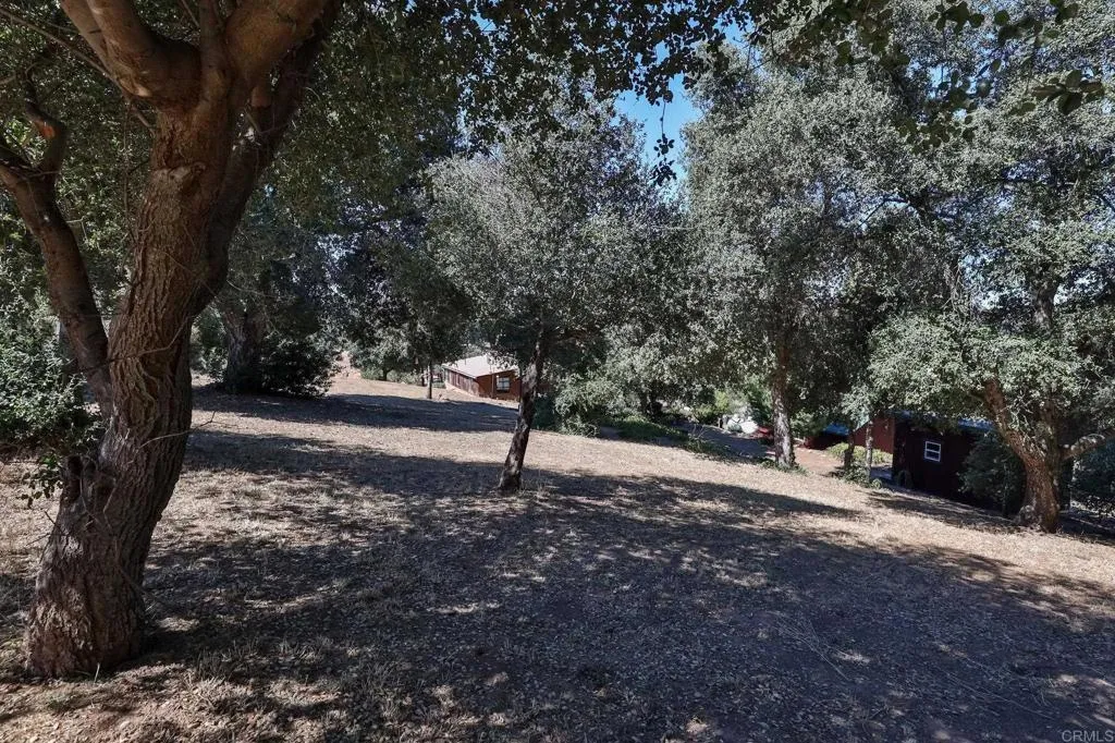 https://cdn.realtyfeed.com/cdn/127/306024735/79ebe838bcea16813d94951ace643c25.webp