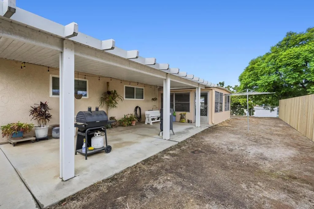 https://cdn.realtyfeed.com/cdn/127/306028264/4d7b329403561e82256122e24200e30b.webp