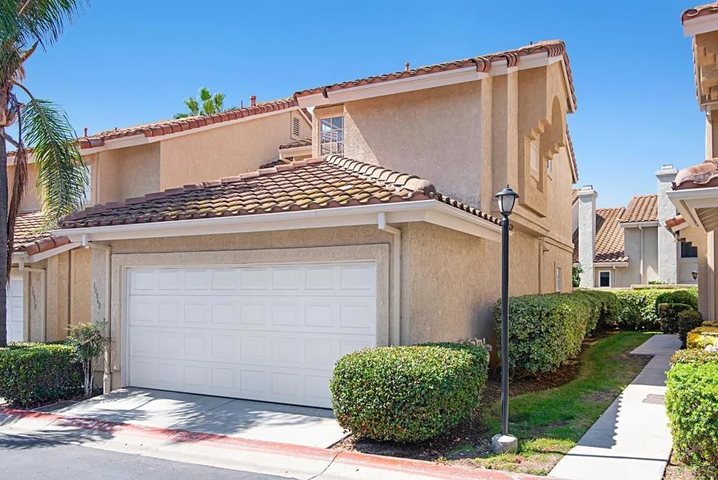 Photo #2: PTP2304840 Listing 