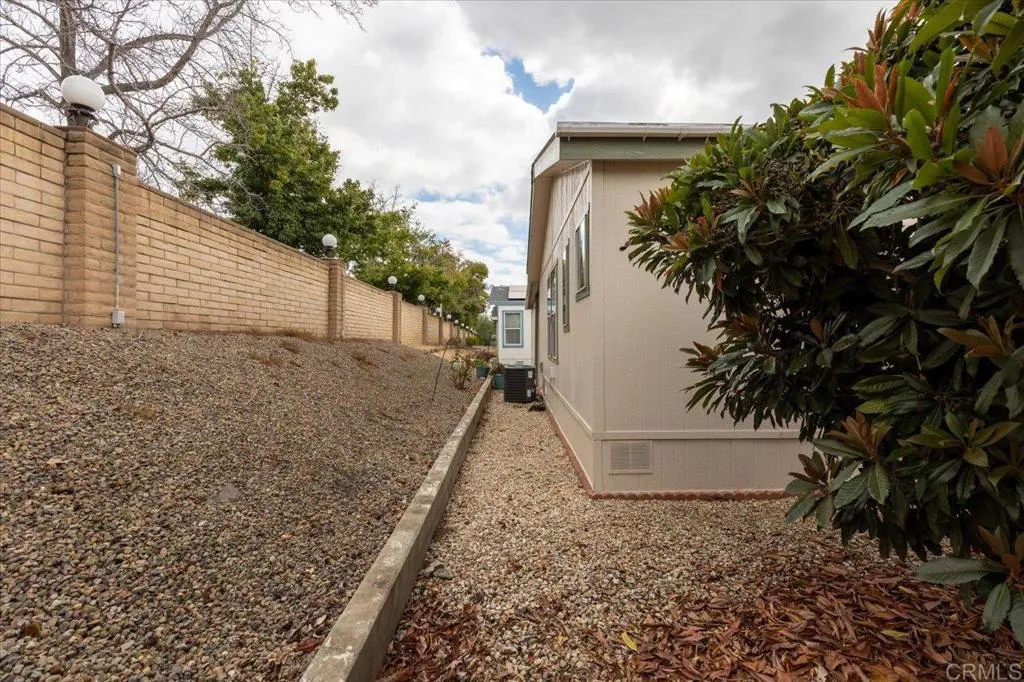 https://cdn.realtyfeed.com/cdn/127/306032062/9dc94c4d57a8ed7445d48a9d821d82c8.webp