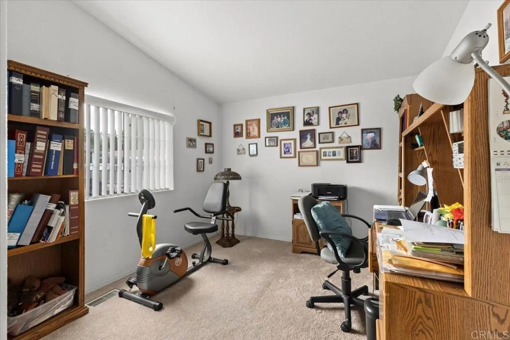 https://cdn.realtyfeed.com/cdn/127/306032062/c391b3766fc4367defda38bd3c5a5c10.webp