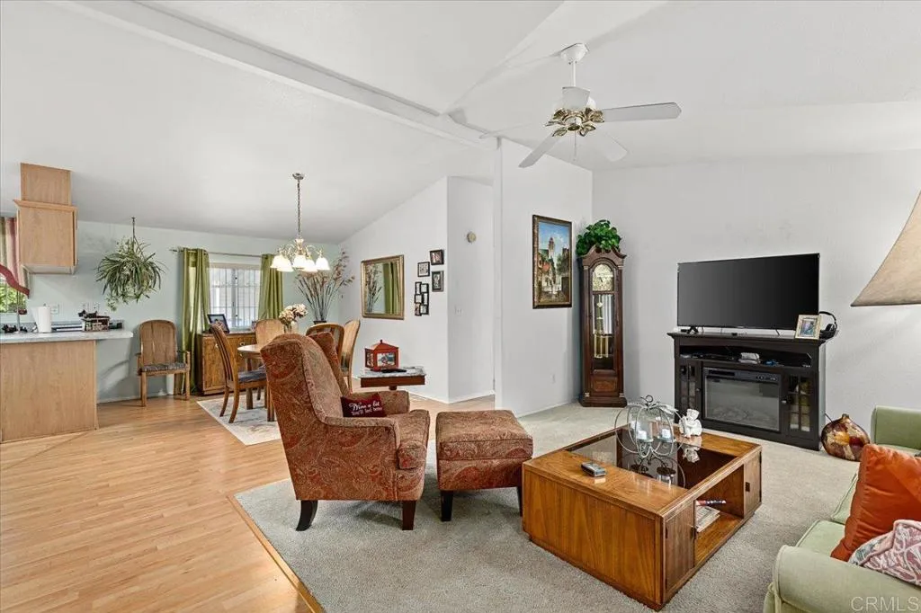 https://cdn.realtyfeed.com/cdn/127/306032062/dae97b8e1ea69f6c5971d83fa4193086.webp