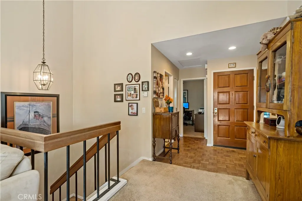 Photo #6: IV23189221 Listing 