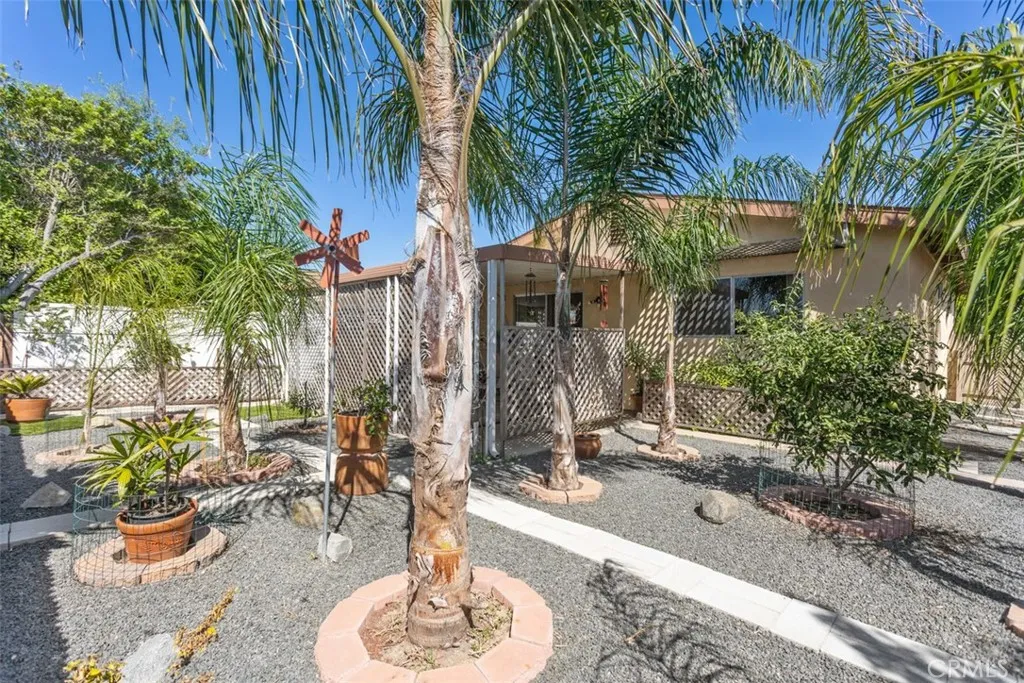 Photo #2: OC23186833 Listing 