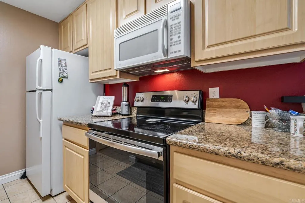 Photo #13: PTP2305130 Listing: Photo #13