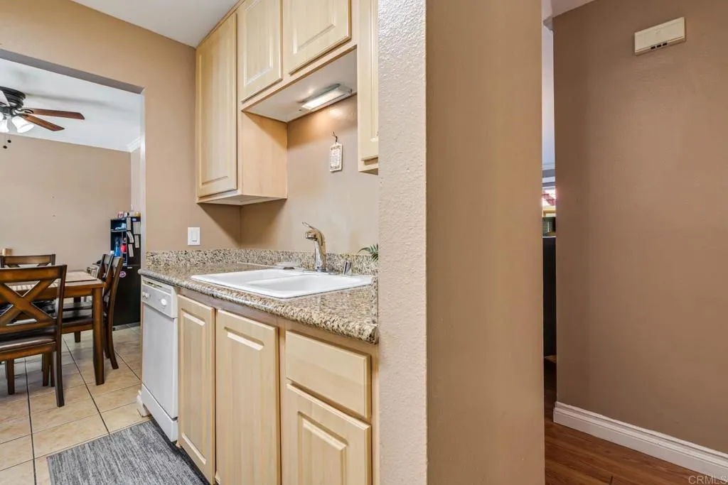 Photo #15: PTP2305130 Listing: Photo #15