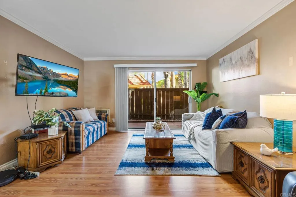 MLS: PTP2305130 Condo For Sale