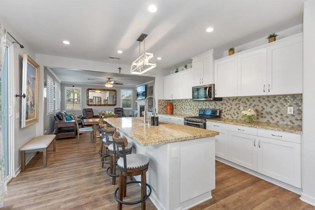 https://cdn.realtyfeed.com/cdn/127/306039371/0ea22fa4acc79a8eb513a6561e519bb3.webp