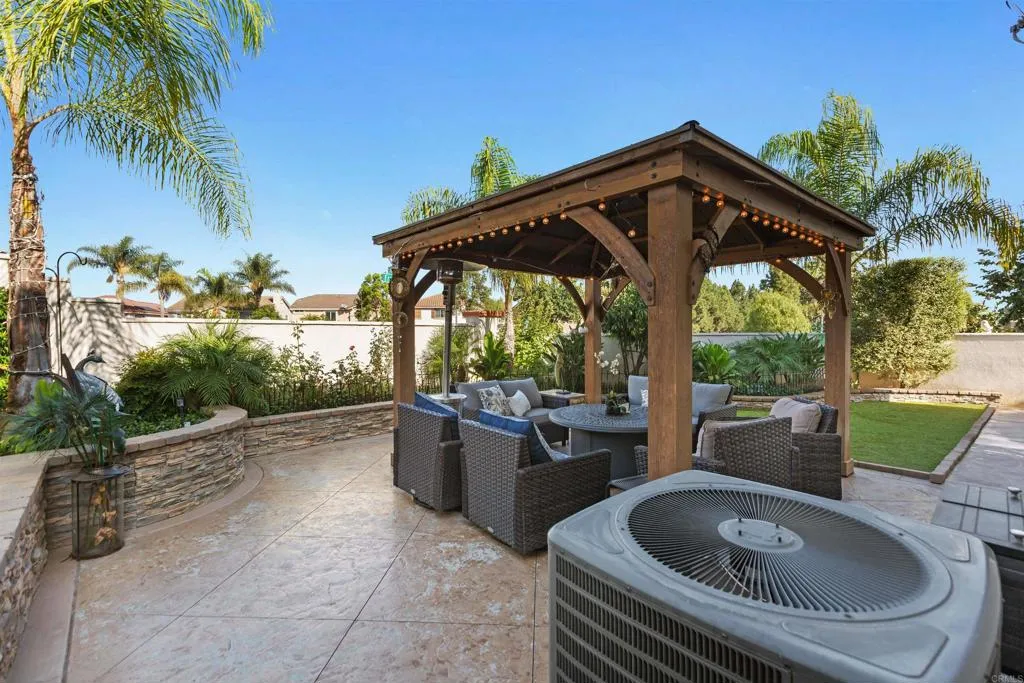 https://cdn.realtyfeed.com/cdn/127/306039371/340a9f263e10563ec85a54e7349359b3.webp