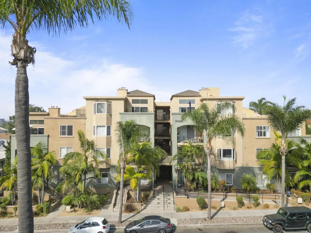 https://cdn.realtyfeed.com/cdn/127/306040153/5375692def490e9ee864291540e372b4.webp