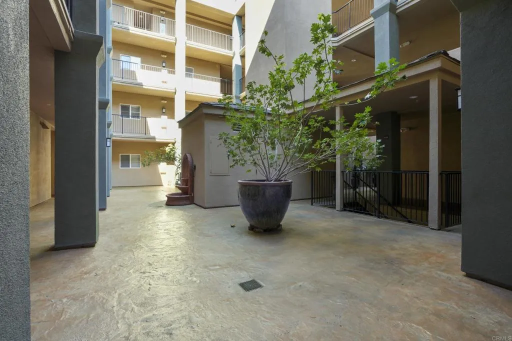 https://cdn.realtyfeed.com/cdn/127/306040153/9253a0681743fe986a35efd9b87aa173.webp